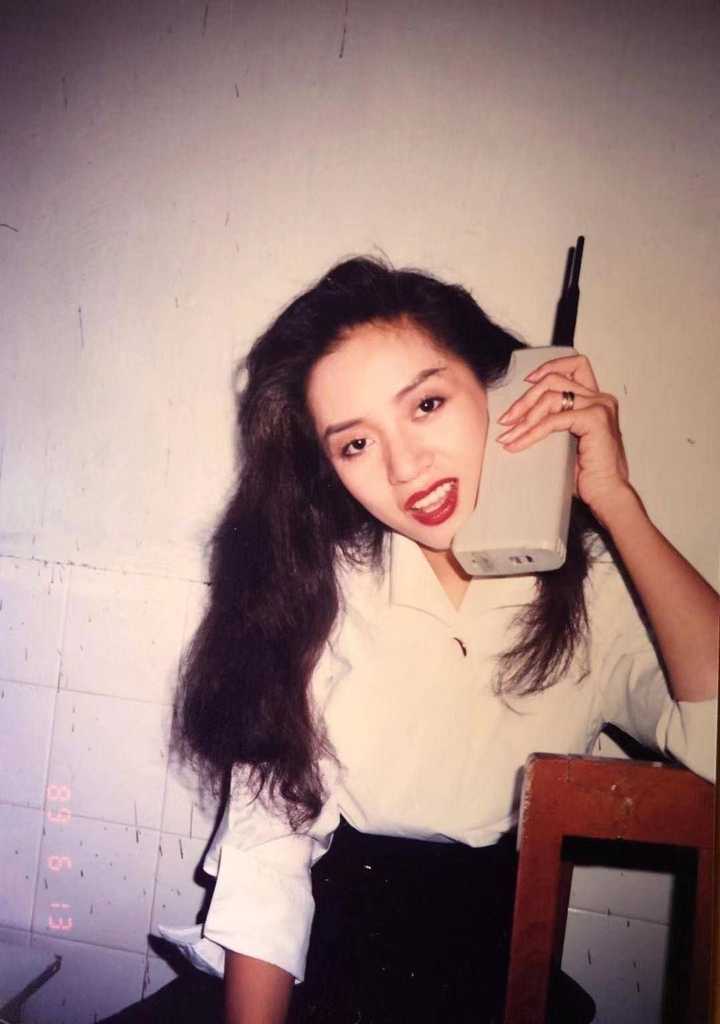 有哪些适合女生的港风头像?