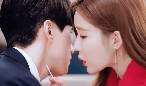 你看过最甜的影视剧片段是什么?