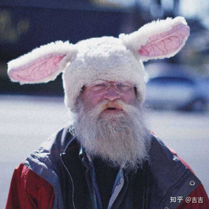 有没有什么穿着兔子装的大叔头像呀?