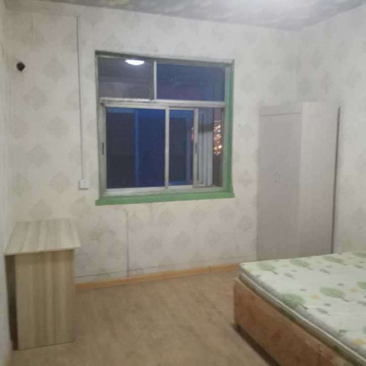 你住的出租屋是什么样的?有哪些简单好用的装扮方法?
