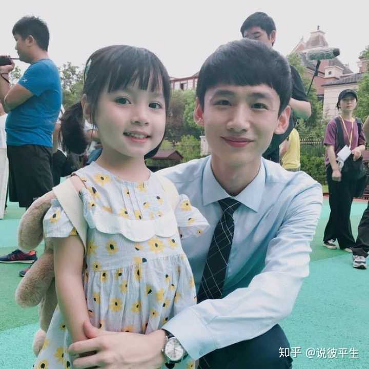 怎么当白敬亭的女朋友?