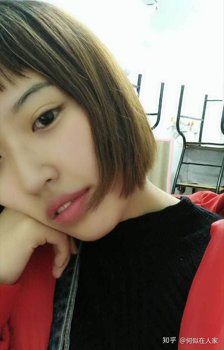 女生长得黑但五官不难看是什么体验?