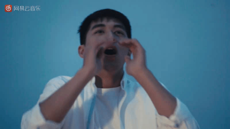 可以用许魏洲的照片帅惨我吗?