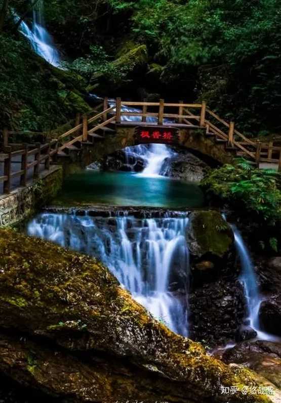 都说桂林山水甲天下,其实重庆的山水比起桂林有过之而无不及,下面就