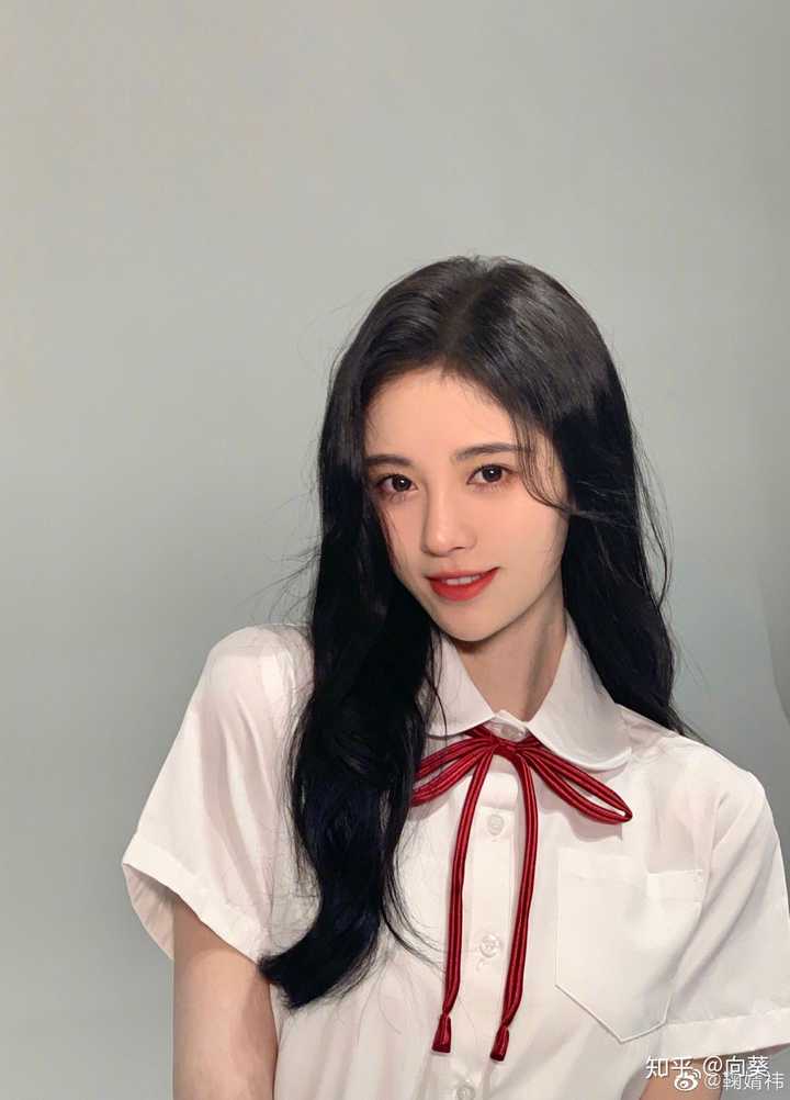 女孩子看到漂亮的女孩子会馋她身子嘛?