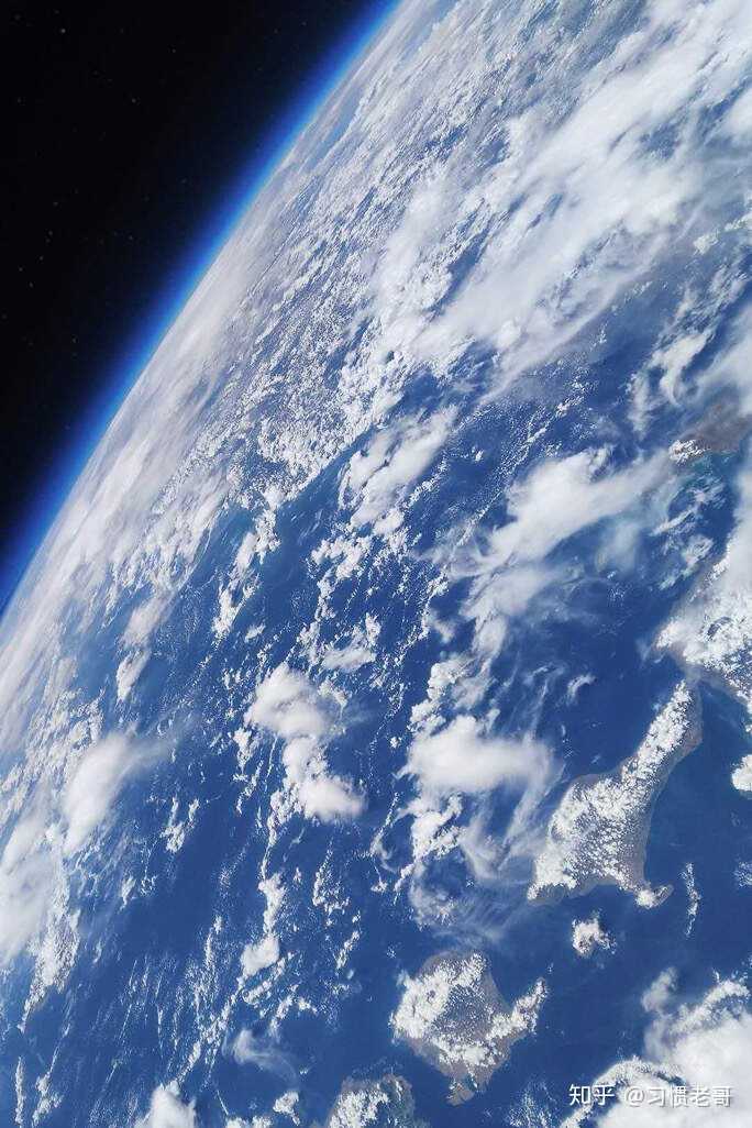 拍摄的画面确实很震撼,在太空拍摄都能把地球表面纹理拍摄的很清晰