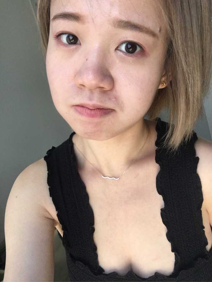 女生自拍修图前和修图后会有多大差别?