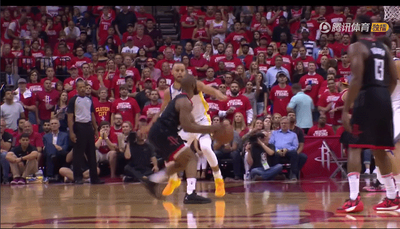 库里也笑了,学得可以.