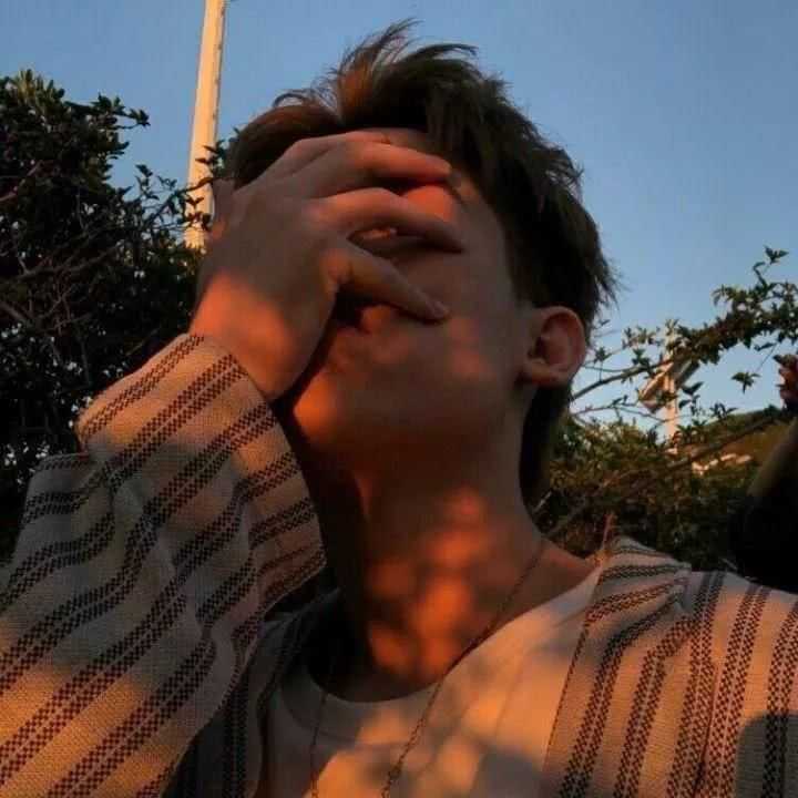 有哪些适合男生用的超级酷的微信头像?