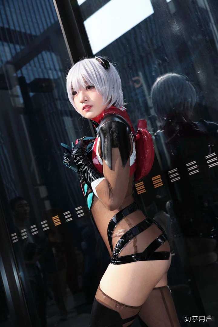 有个会 cosplay 的女朋友是什么体验?