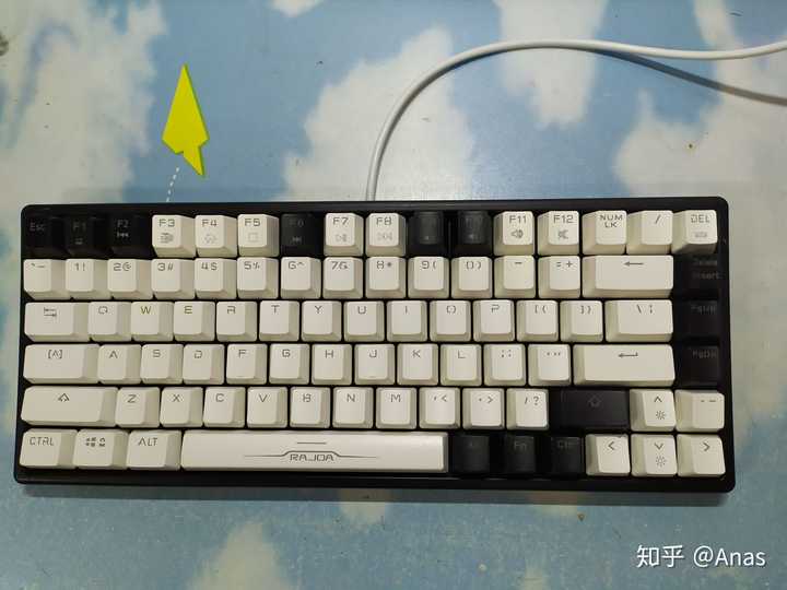 机械键盘黄轴与茶轴区别_机械键盘轴的区别 知乎_机械键盘轴有啥区别