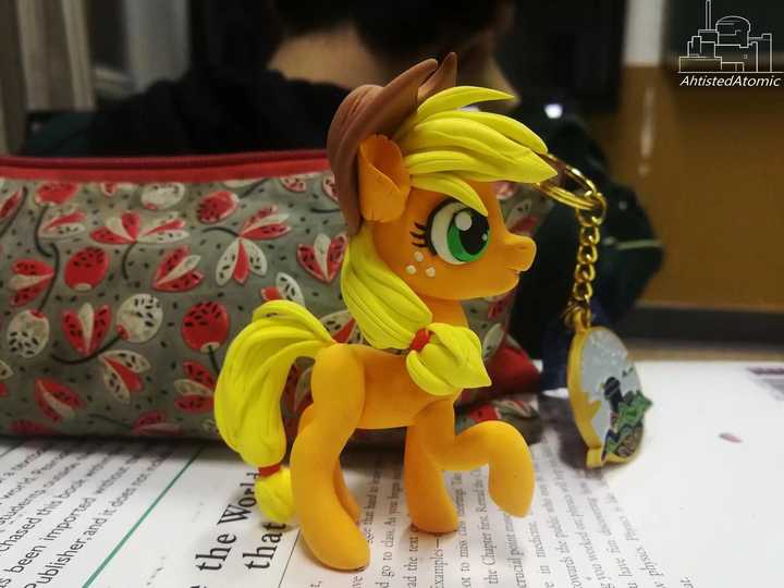 人气动画角色 苹果杰克 来自小马宝莉