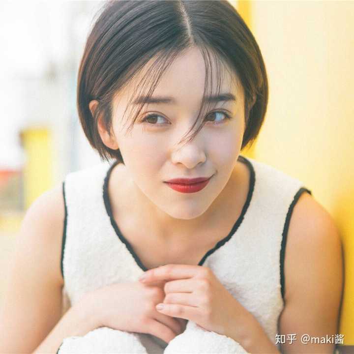 说说龅牙却长得还不错的女明星?