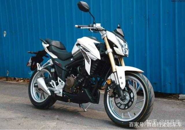 1万5以内,125cc-200cc的摩托车,有什么推荐?