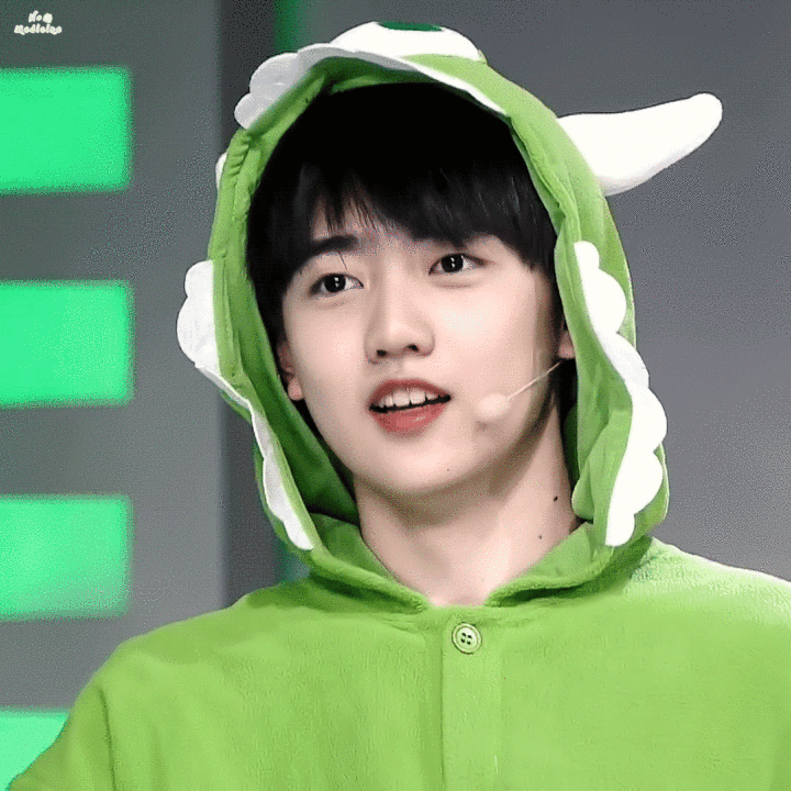 第一个哈哈哈) 下面吃手南上线啦 下面康康其他壶人,南南有机会再更喔