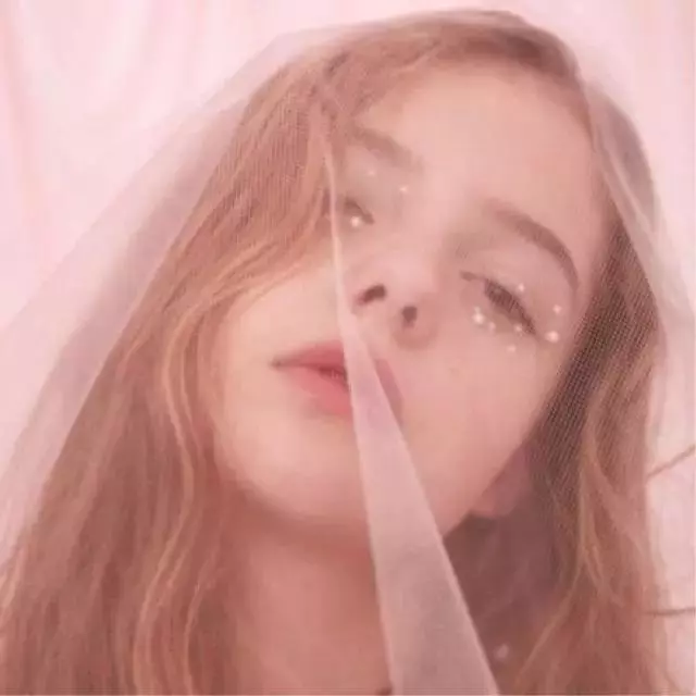 有哪些温柔的少女头像?