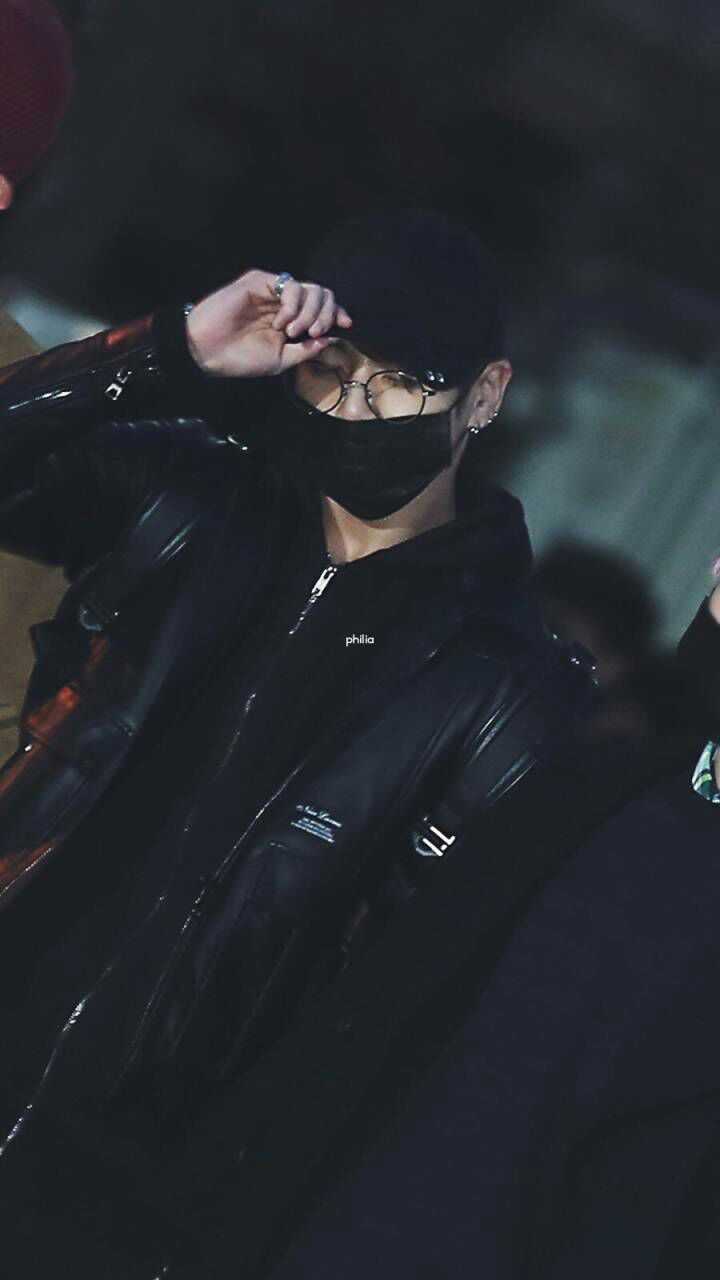为什么田柾国男友风照片这么少,他长得这么帅?