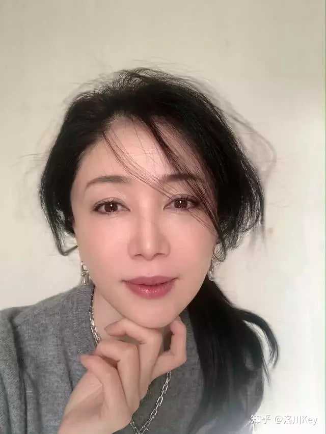 为什么女明星不显老?