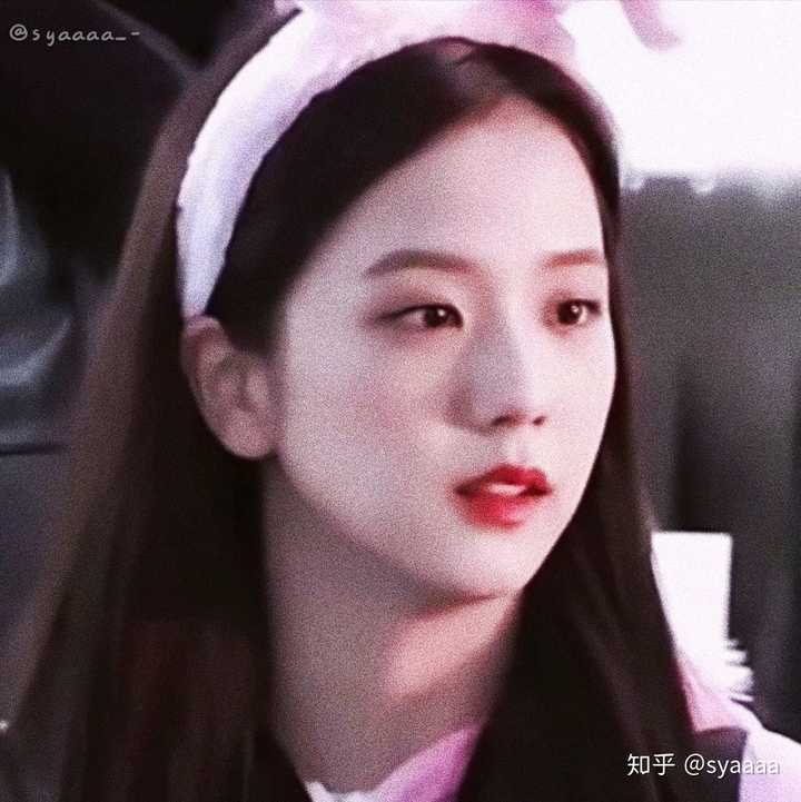 你为什么喜欢blackpink的金智秀(jisoo)?