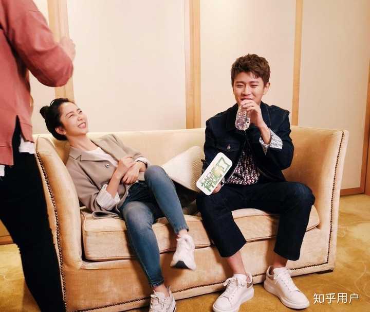 如何评价任嘉伦与谭松韵主演的《锦衣之下》?