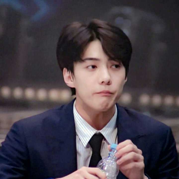 求可爱的男头像