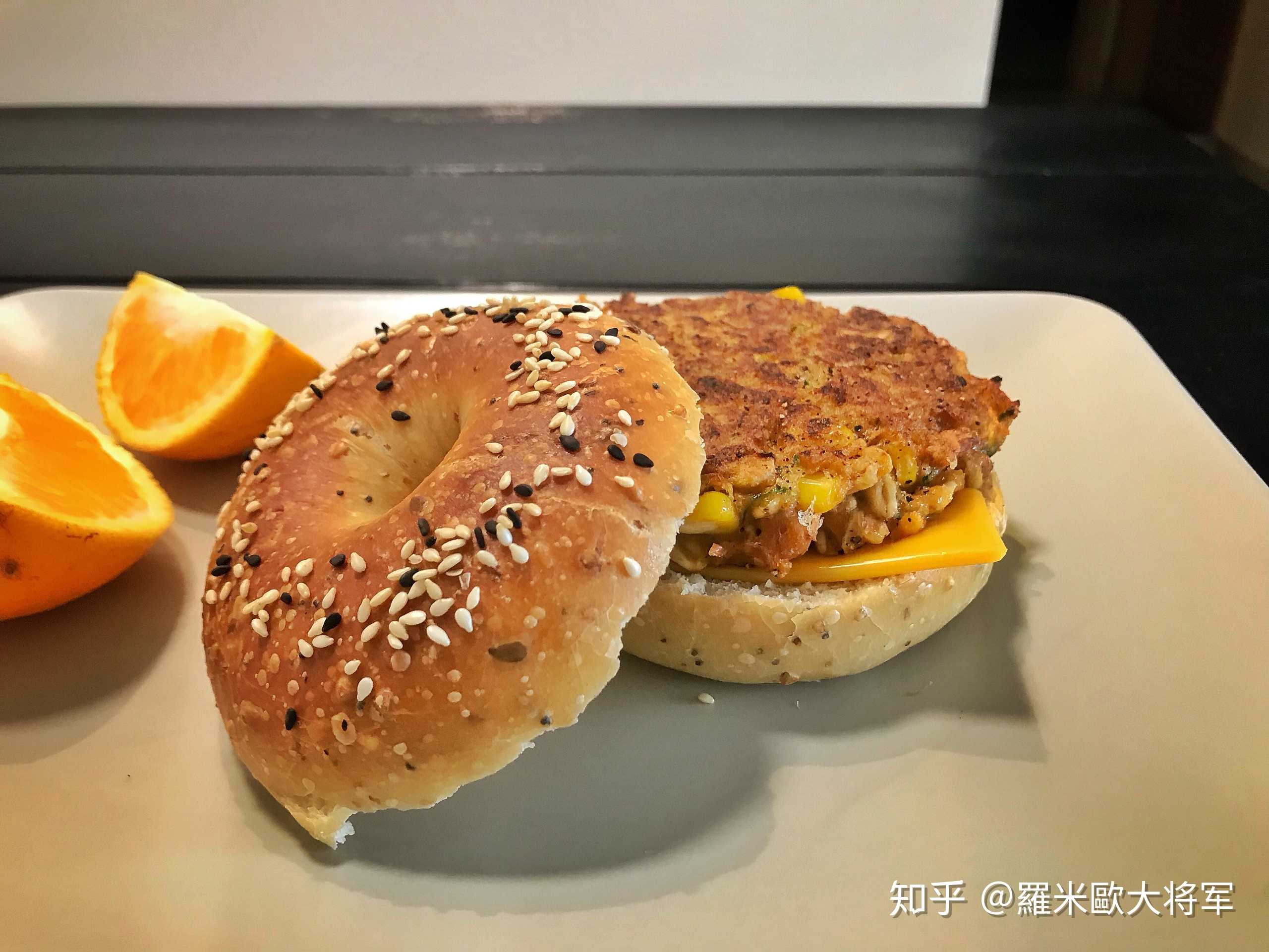 我怎么那么贤惠,贝果素汉堡也做得有鼻子有眼儿,想不想娶!