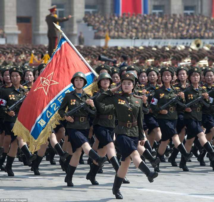 朝鲜人民军阅兵