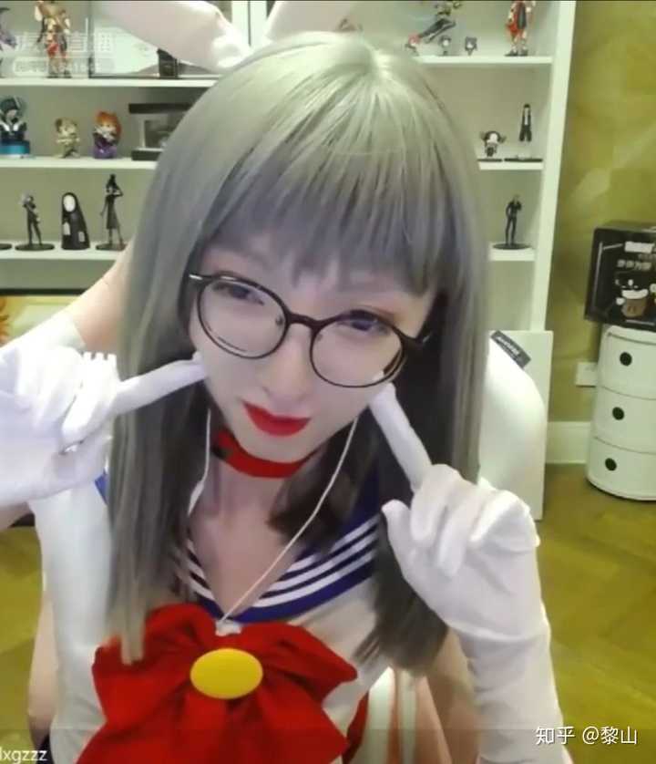 如何评价 4 月 28 日 mlxg 女装直播?