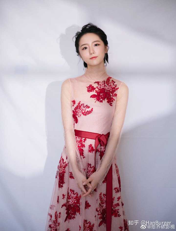 如何评价《爱情公寓 5》中演员成果的颜值?