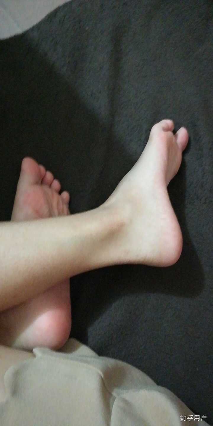 女生什么样的脚才好看呢?
