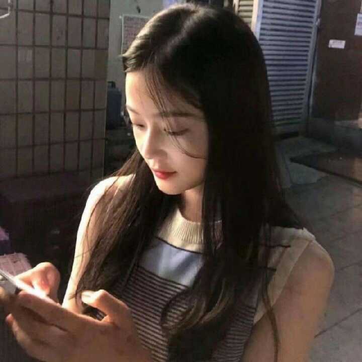 有哪些适合女生微信使用的头像?