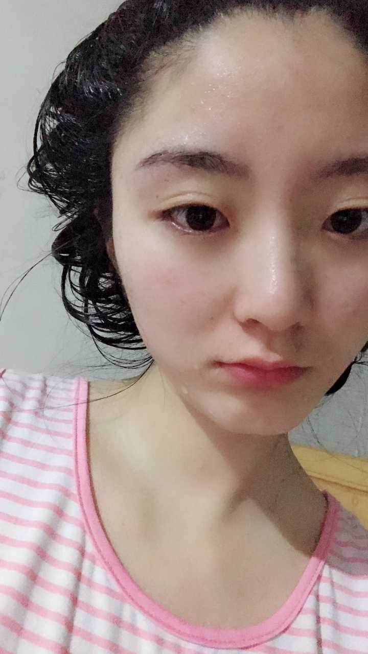 你所见过的同一个人差距最大的两张照片,到底有多大?