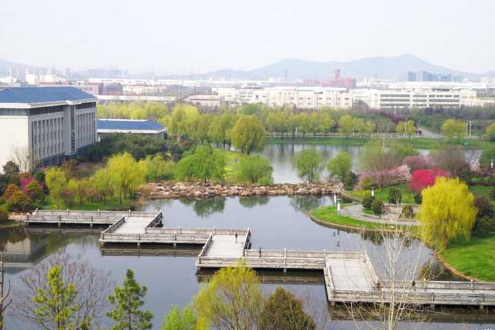 东南大学九龙湖校区是不是全国最难看的新校区?