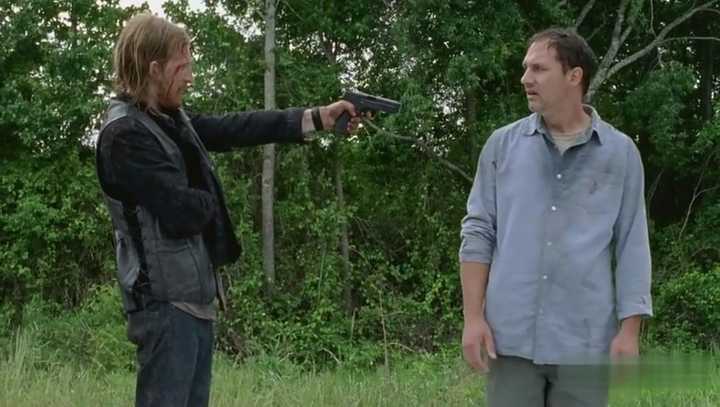 是被删减了,还是?又特么一个梗啊?