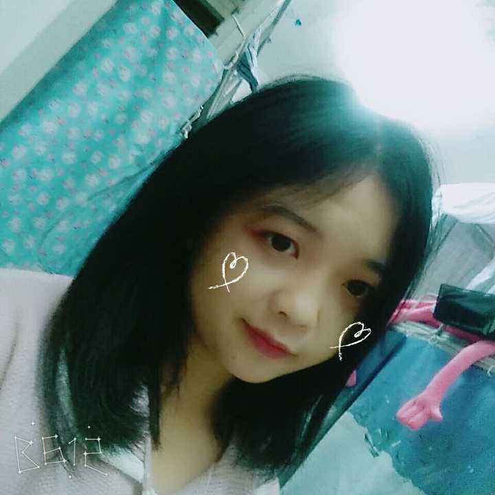 软萌 我承认我这个人不管是长相 身材还是穿衣风格都属于可爱形的