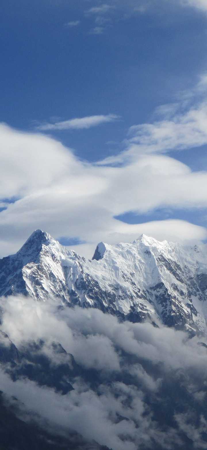 有没有一些类似于雪山的壁纸?