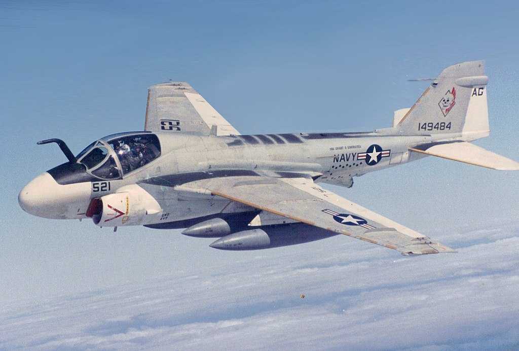 a-6入侵者攻击机是格鲁曼公司研制的双发… - 知乎