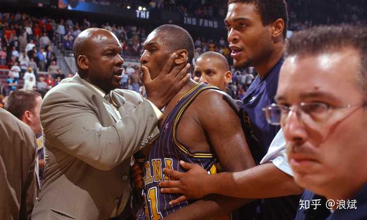 四,阿泰斯特&普通nba球迷 (2004年)
