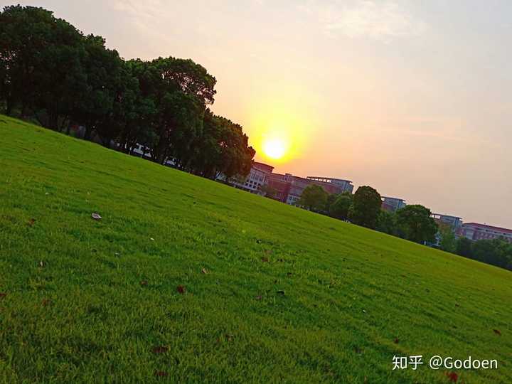 你的手机里有哪些自己拍的真实的风景照?