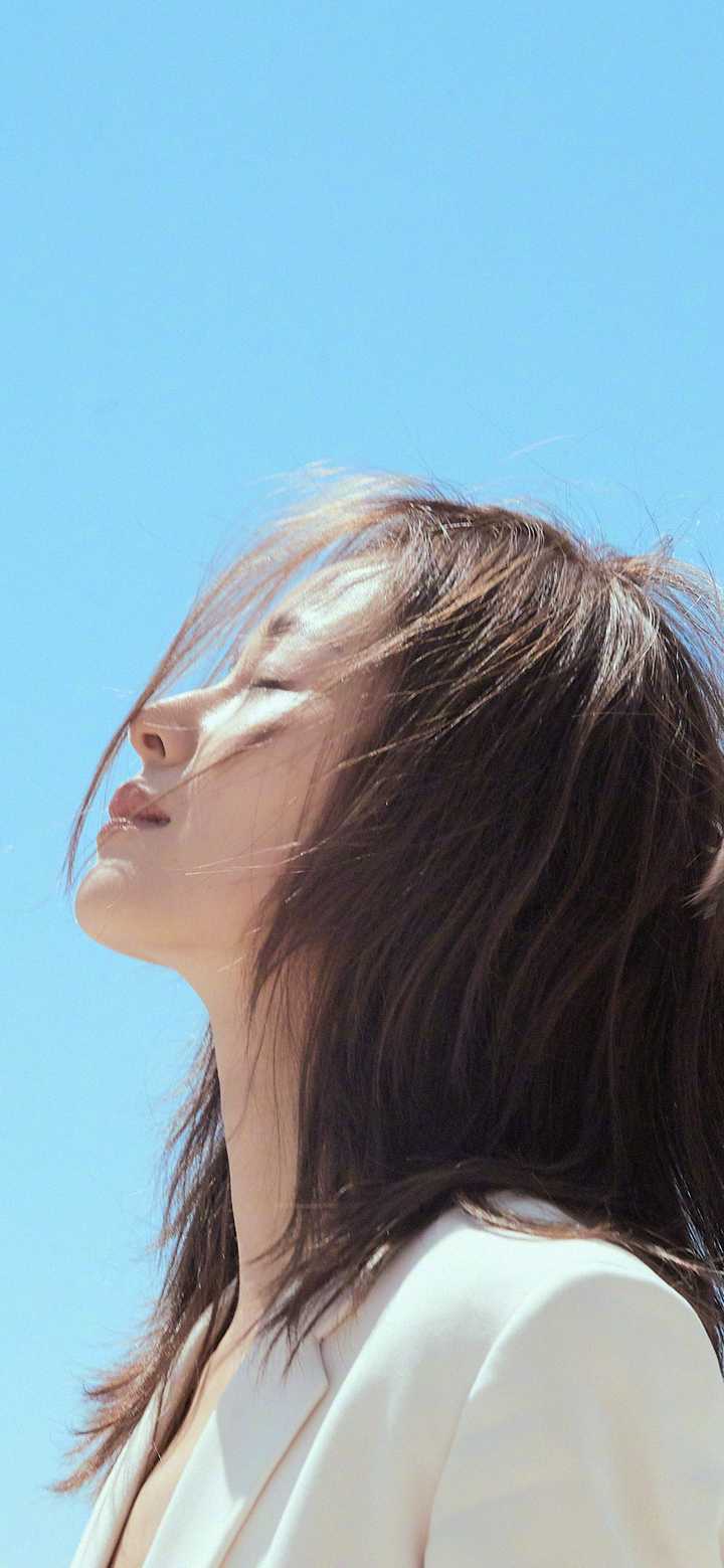 有没有全面屏的手机壁纸推荐?