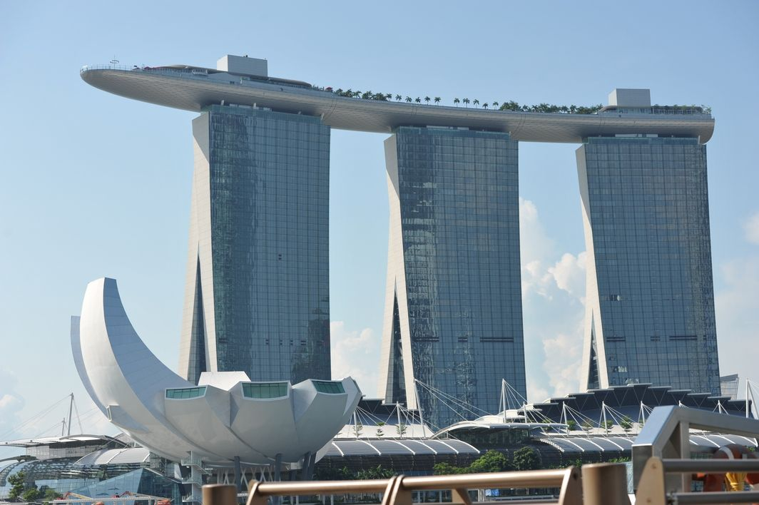 金沙酒店不用过多介绍,这是新加坡的地标建筑.
