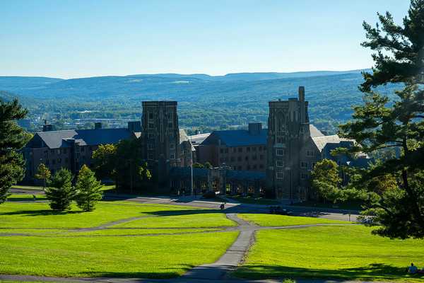 在康奈尔大学 (cornell university) 就读是怎样一番体验?