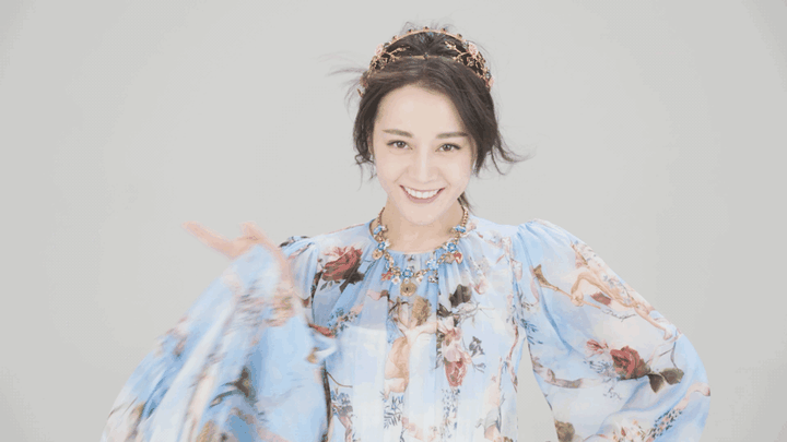 为什么对迪丽热巴颜值的评论这么神奇不是神颜就是很丑个人认为挺好看