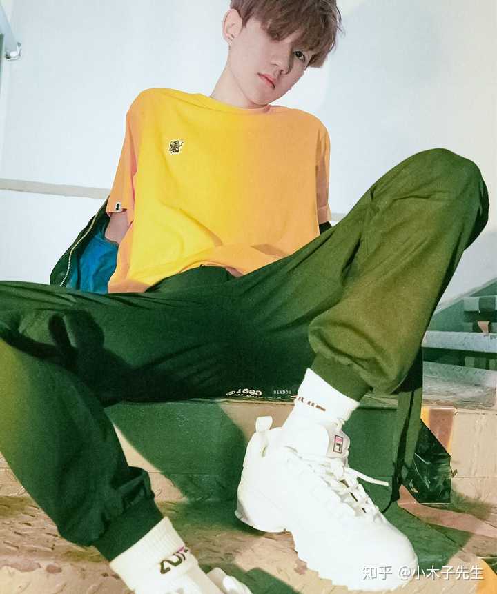 怎么看待王源的腹肌?