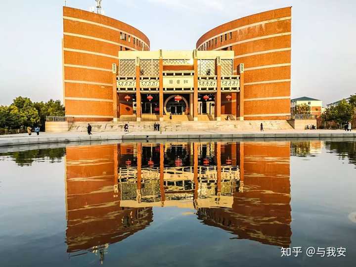 皖西学院和淮南师范学院哪个好?