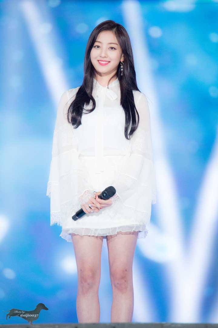 为什么 twice 的朴志效在出道前期身材较胖?