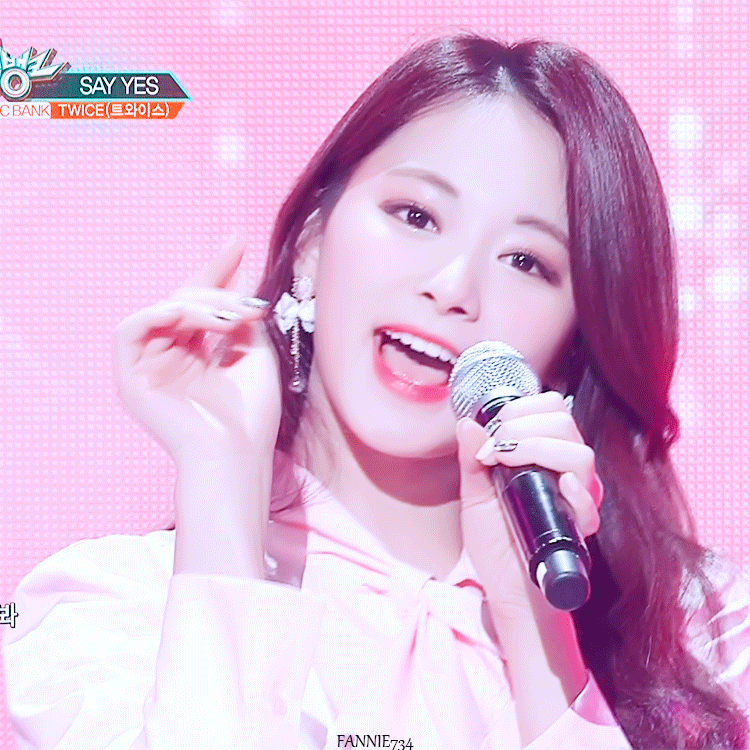 twice 成员周子瑜有哪些惊为天人的瞬间?