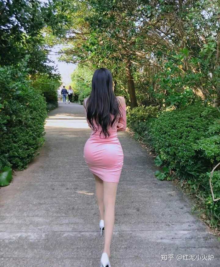 对于男生还说,女生什么样的身材算好的?