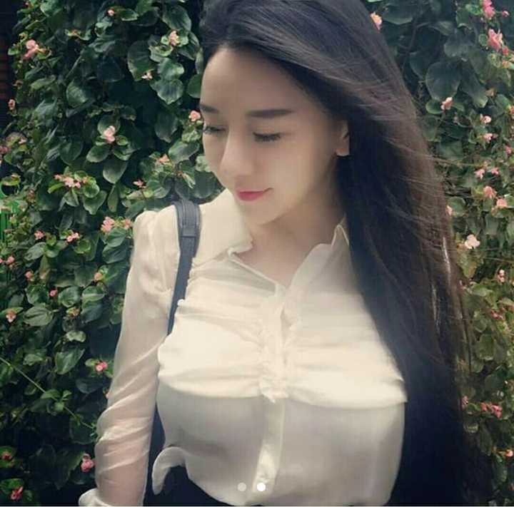 有哪张不知名的妹子照片让你特别心动念念不忘珍藏至今,一直想知道她