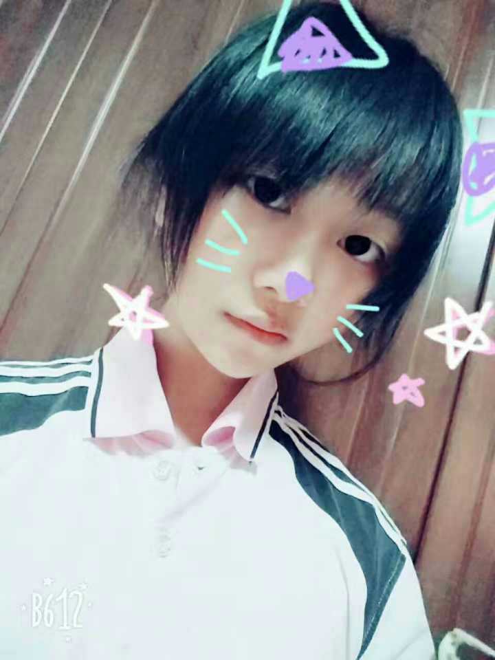 不知道穿中学奇迹.我真是个女生弱智拍校服秒福利拍自拍微图片